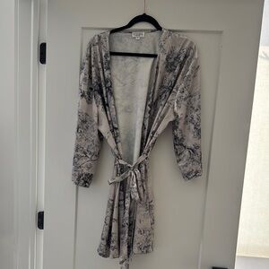 ASOS Satin In the Style Robe